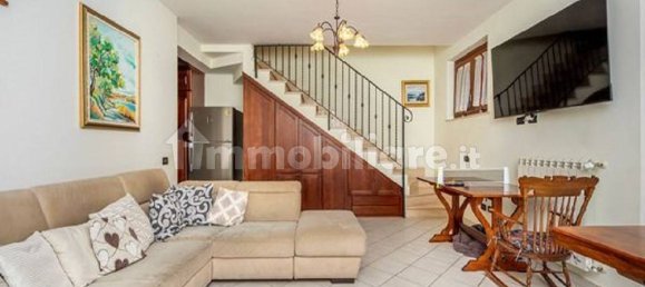 4 bedrooms Villa in Guidonia Montecelio, Italy No. 375260 8