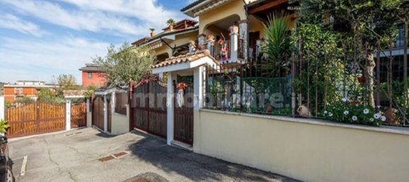 4 bedrooms Villa in Guidonia Montecelio, Italy No. 375260 30