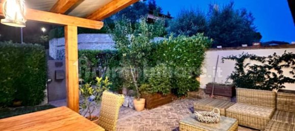 Квартира с 2 спальнями в Корчано, Италия № 355442 24