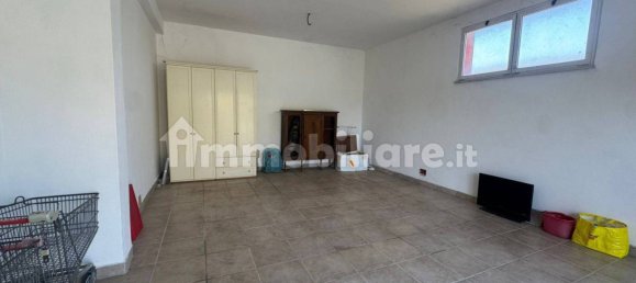 2 rooms Commercial property in Rome, Italy No. 333998 11