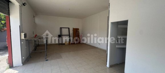 2 rooms Commercial property in Rome, Italy No. 333998 5