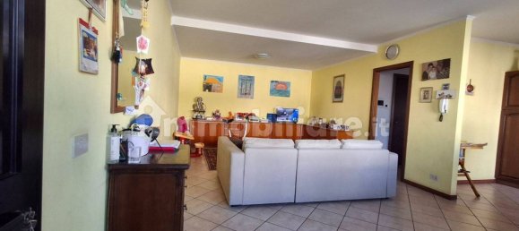 3 bedrooms Apartment in Calcinato, Italy No. 373590 3