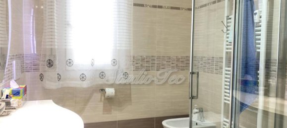 5 rooms Apartment in Ravenna, Italy No. 40802 12