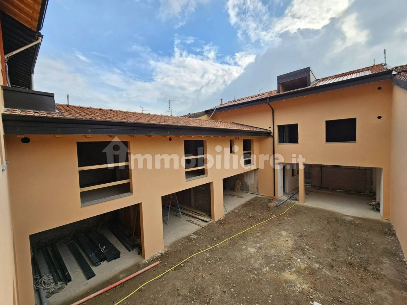 2 غرف نوم شقة في Paladina, Italy رقم 8745