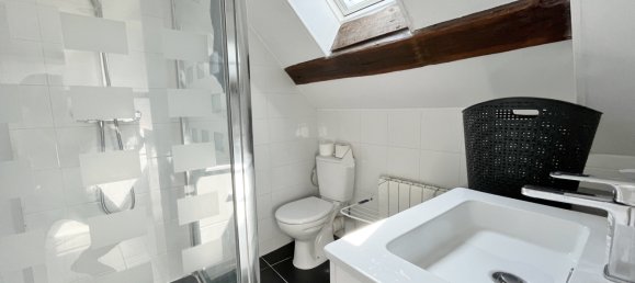 1 chambre Duplex à Chartres, France No. 104955 5