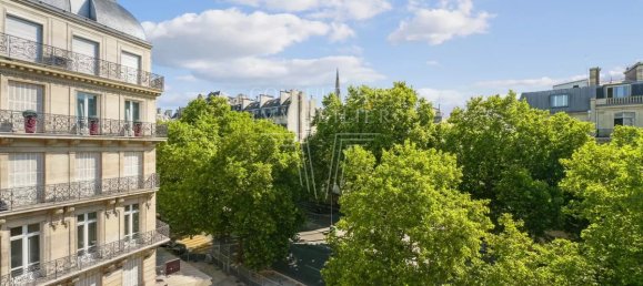 Квартира с 3 спальнями в Париж, Франция № 351598 8