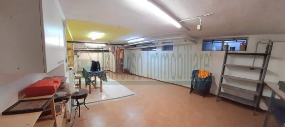 1-Zimmer Gewerbliche Immobilie in Cesano Boscone, Italy, Nr. 176248 3