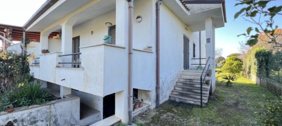 4-salle Villa à Aprilia, Italy No. 109652 6