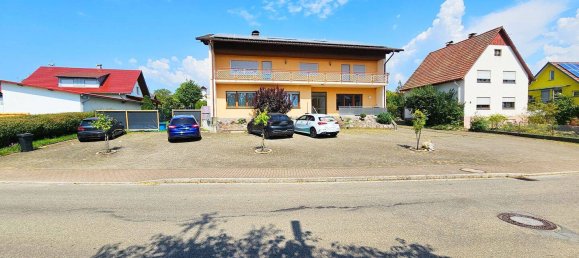 542m² Building in Waldshut, Germany No. 315557 6
