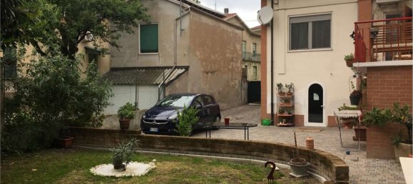 10 rooms House in Fidenza, Italy No. 162500 12