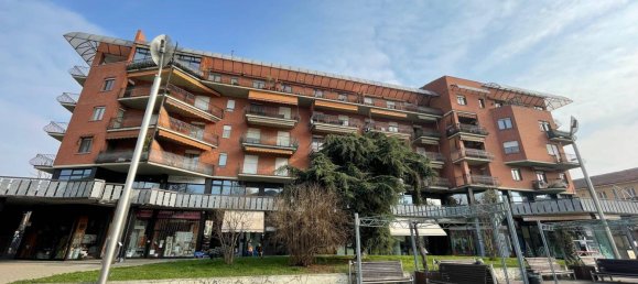 2 rooms Commercial property in Nichelino, Italy No. 71883 5