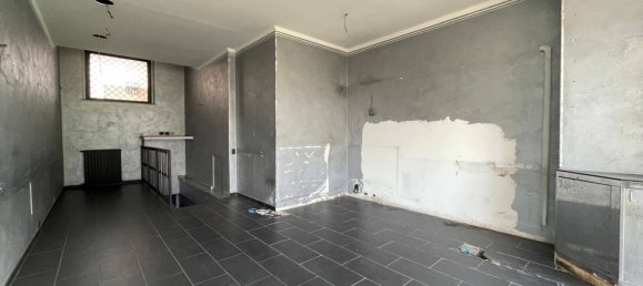 2 rooms Commercial property in Nichelino, Italy No. 71883 6