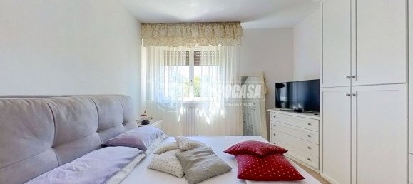 Apartamento de 3 dormitorios en Rome, Italy No. 372125 12