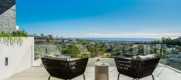 2 bedrooms Apartment in Benahavis, Spain No. 2470 11