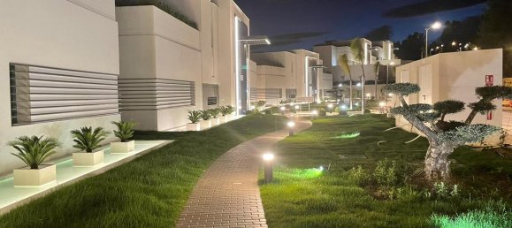 2 bedrooms Apartment in Benahavis, Spain No. 2470 9