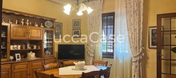 3 bedrooms Villa in Porcari, Italy No. 124706 14