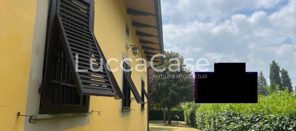 3 bedrooms Villa in Porcari, Italy No. 124706 3