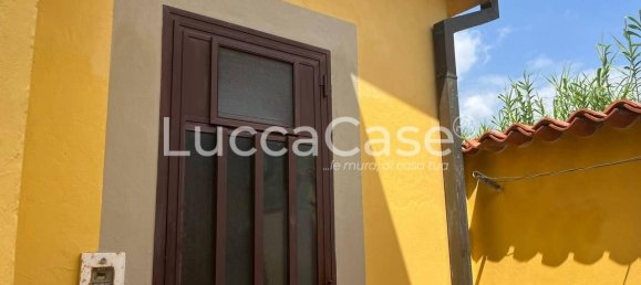 3 bedrooms Villa in Porcari, Italy No. 124706 28