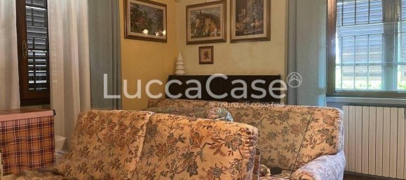 3 bedrooms Villa in Porcari, Italy No. 124706 11