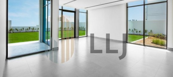 4 bedrooms Villa in Abu Dhabi, UAE No. 54650 7