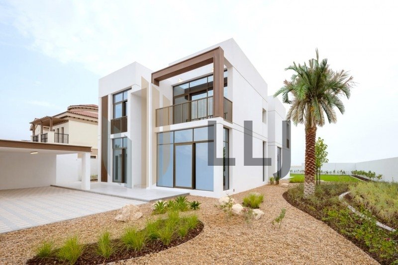 4 bedrooms Villa in Abu Dhabi, UAE No. 54650