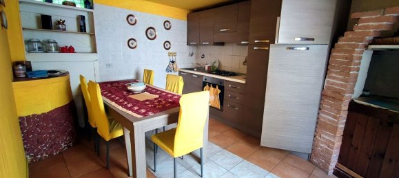 Дом с 5 спальнями в Биелла, Италия № 327434 14