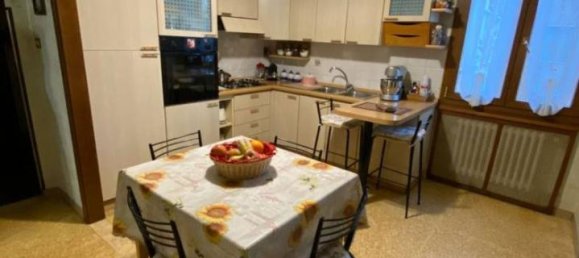 4 rooms Apartment in Bologna, Italy No. 32482 5