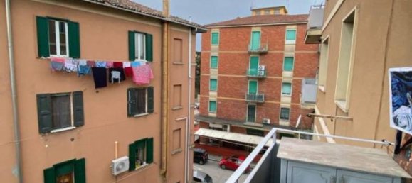 4 rooms Apartment in Bologna, Italy No. 32482 28