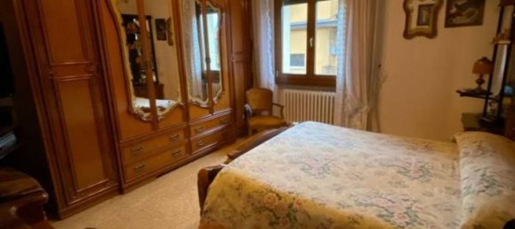 4 rooms Apartment in Bologna, Italy No. 32482 17