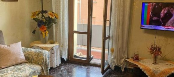 4 rooms Apartment in Bologna, Italy No. 32482 11