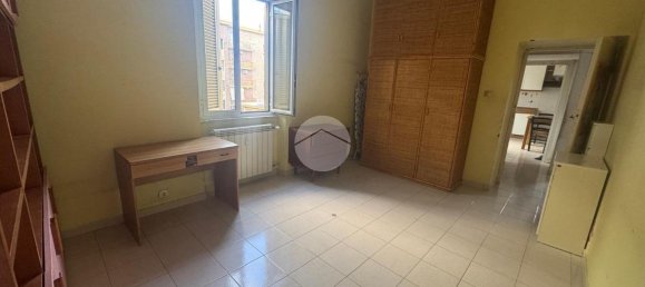 2-salle Appartement à Rome, Italy No. 7547 9