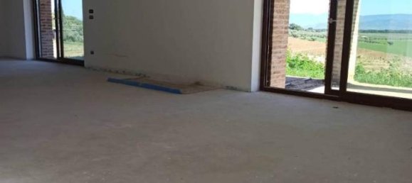 12 rooms House in Castiglione del Lago, Italy No. 40331 23