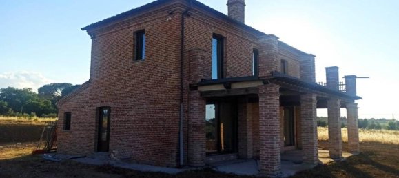 12 rooms House in Castiglione del Lago, Italy No. 40331 4