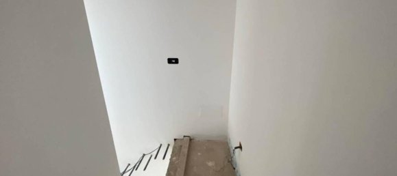 12 rooms House in Castiglione del Lago, Italy No. 40331 27