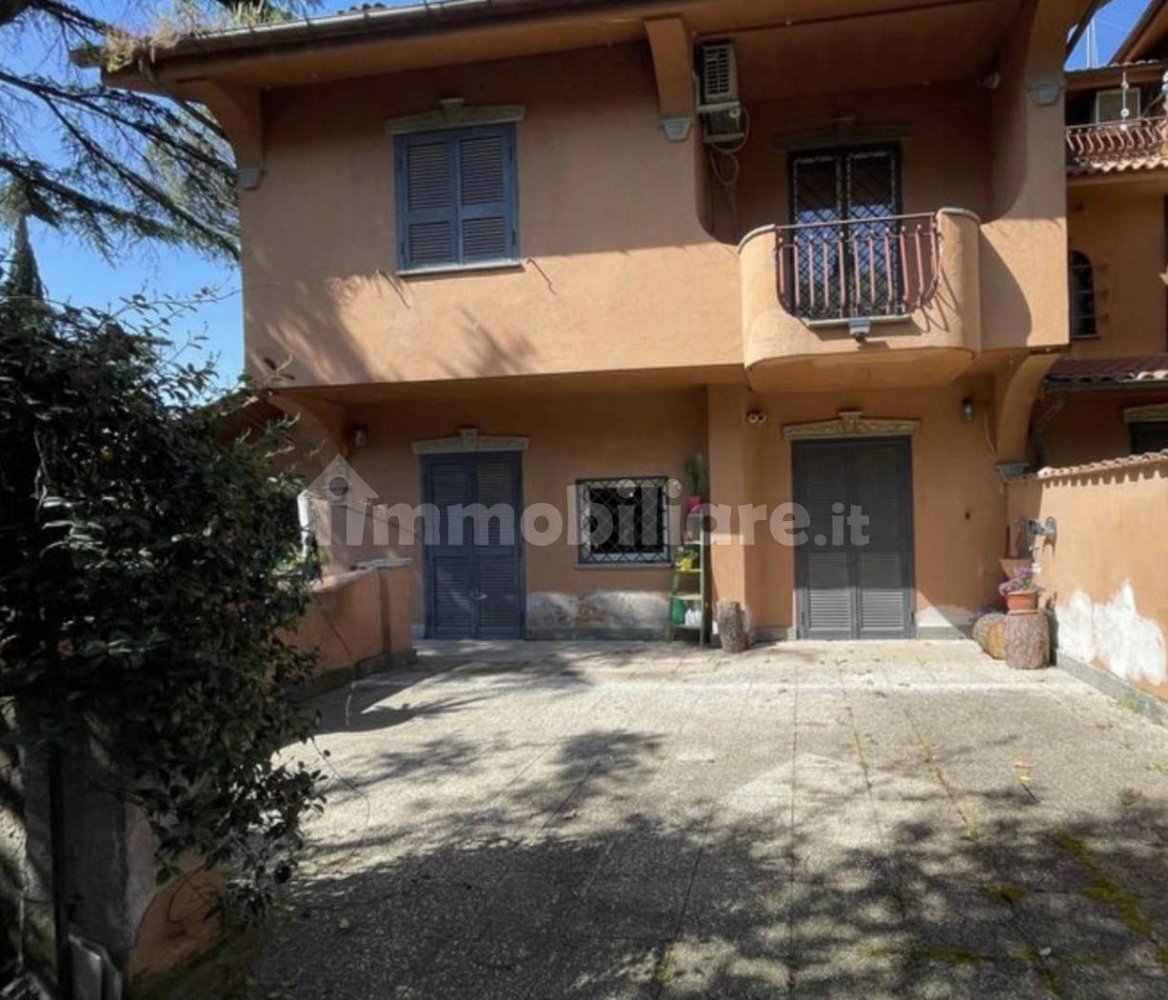 2 Schlafzimmer Villa in Rome, Italy, Nr. 319550