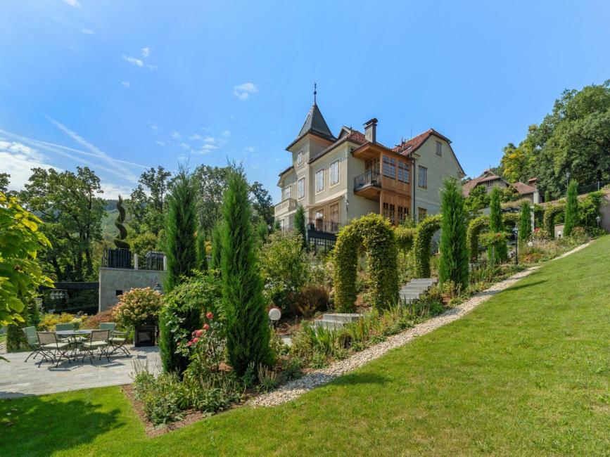9 rooms Villa in Eggenberg, Austria No. 222104