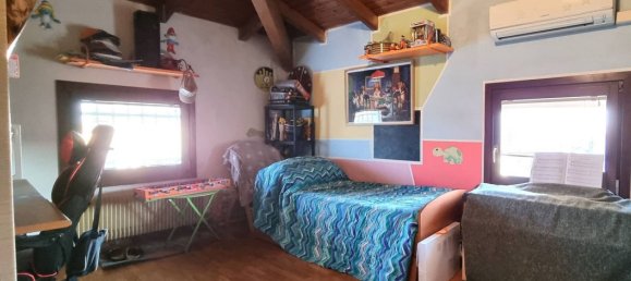 5 rooms Apartment in Pordenone, Italy No. 23432 13