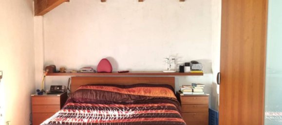 5 rooms Apartment in Pordenone, Italy No. 23432 11