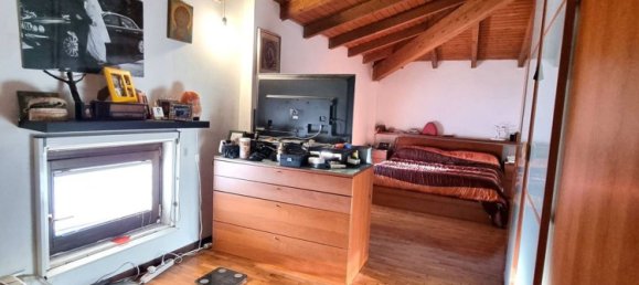 5 rooms Apartment in Pordenone, Italy No. 23432 10