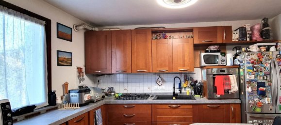 5 rooms Apartment in Pordenone, Italy No. 23432 6