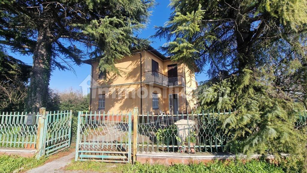 4 bedrooms House in Forlimpopoli, Italy No. 223807