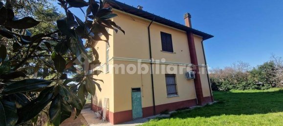 4 bedrooms House in Forlimpopoli, Italy No. 223807 3
