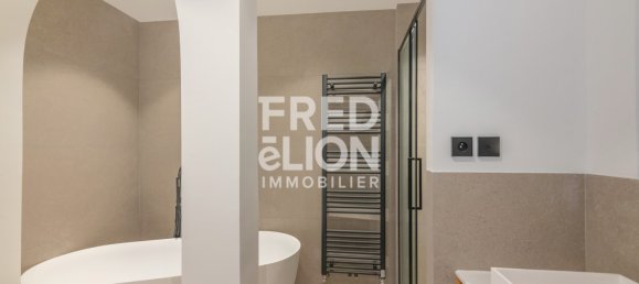 Apartamento de 2 dormitorios en Paris, France No. 299079 8