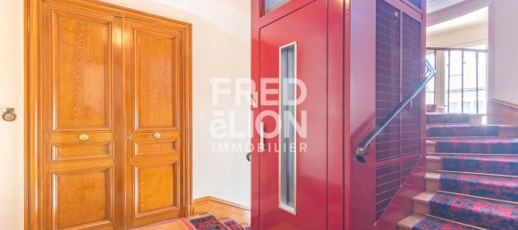 Apartamento de 2 dormitorios en Paris, France No. 299079 11