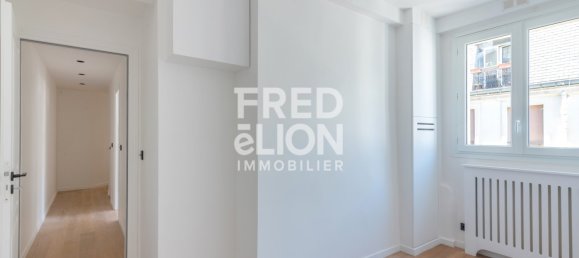 Apartamento de 2 dormitorios en Paris, France No. 299079 7