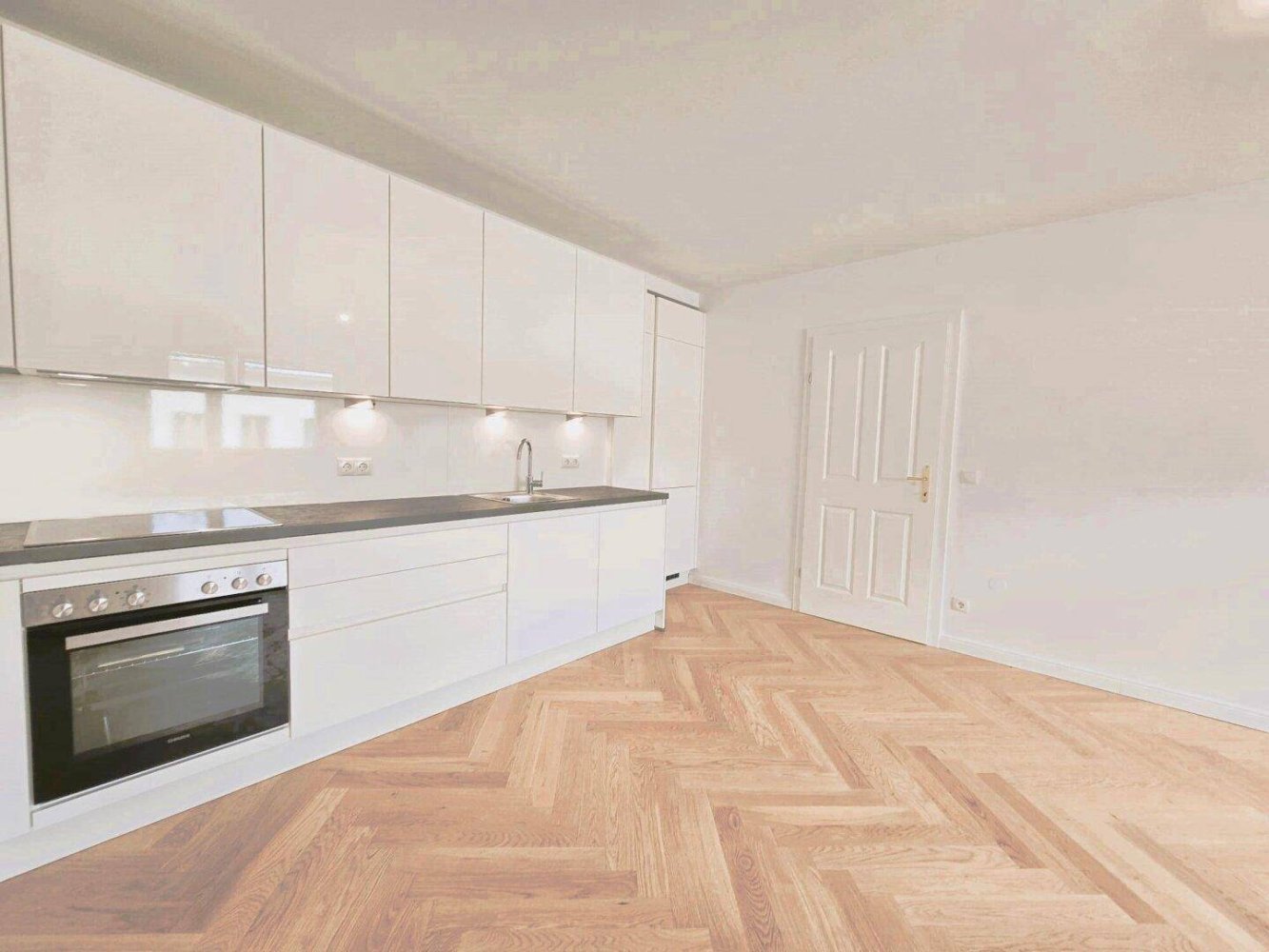 3 rooms Apartment in Favoriten, Austria No. 175984