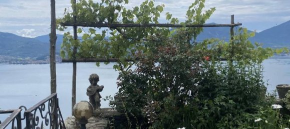 6 غرف نوم فيلا في Cannero Riviera, Italy رقم 322680 5