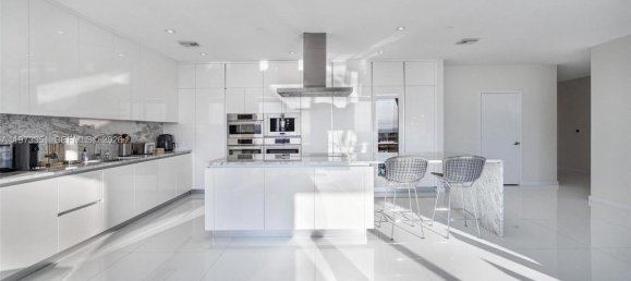 4 dormitorios propiedad comercial en alquiler en Miami, Miami-Dade, Florida, USA № 615337 26