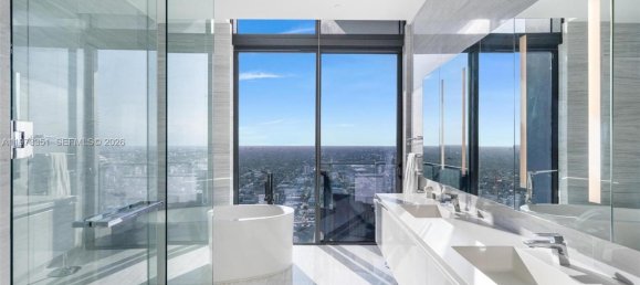 4 dormitorios propiedad comercial en alquiler en Miami, Miami-Dade, Florida, USA № 615337 12