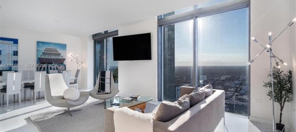 4 dormitorios propiedad comercial en alquiler en Miami, Miami-Dade, Florida, USA № 615337 23